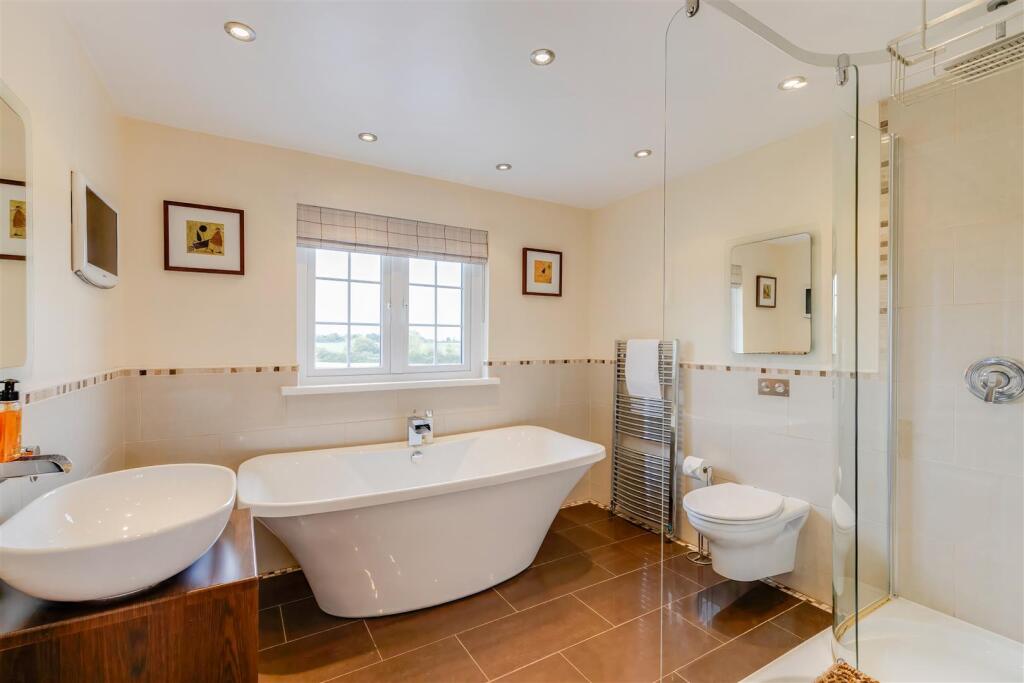 Additional property image - Tanglewood, Penmark, Vale Of Glamorgan, CF62 3BP