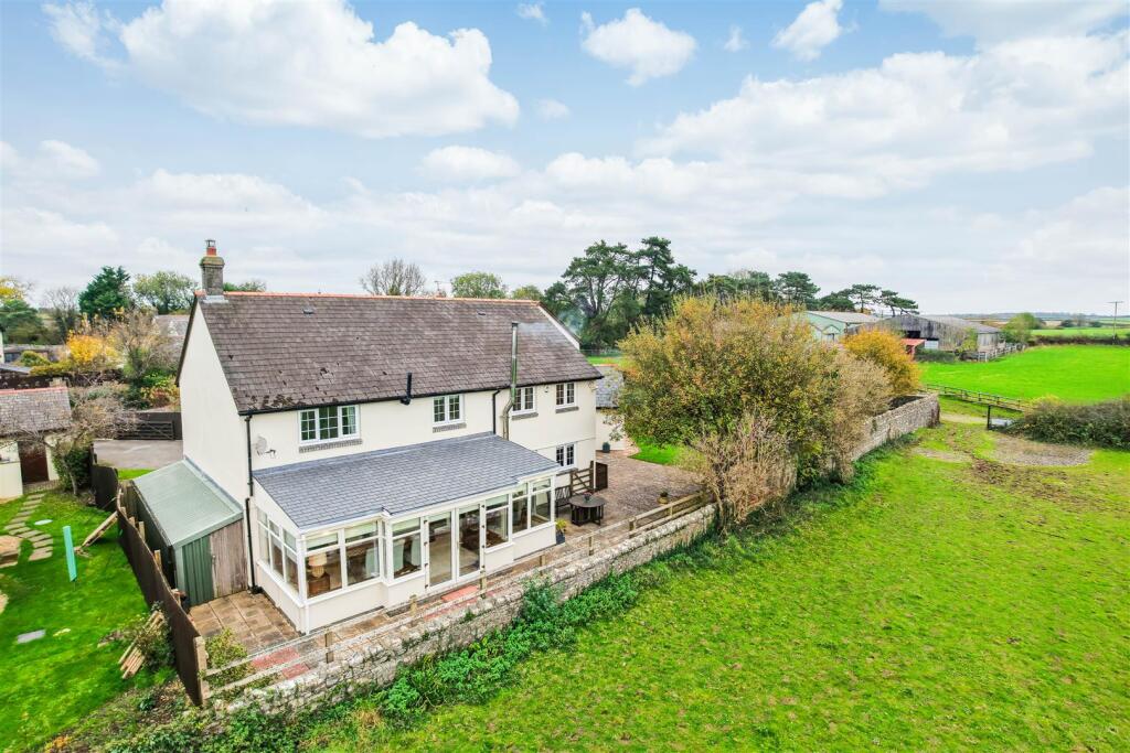 Additional property image - Tanglewood, Penmark, Vale Of Glamorgan, CF62 3BP