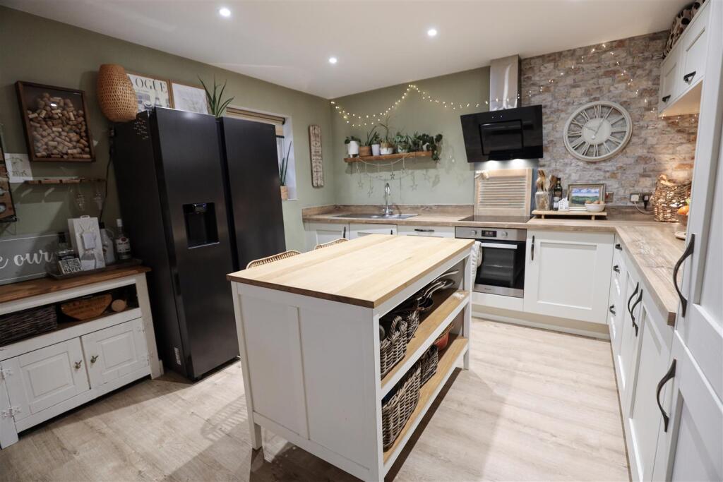 Additional property image - Rectory Drive, St. Athan, Vale  of Glamorgan, CF62 4PD