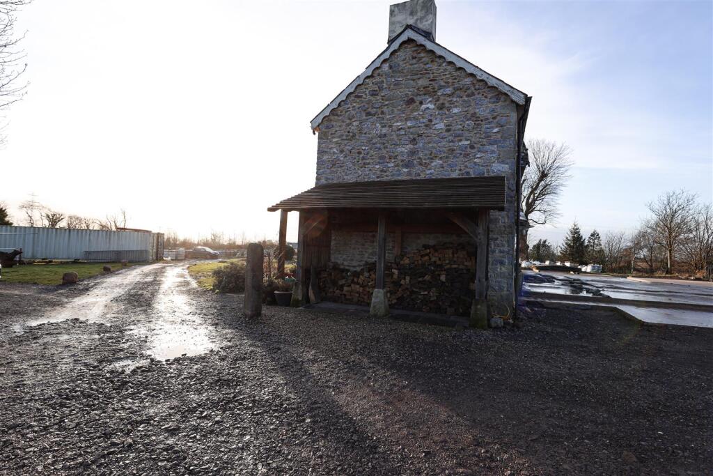 Additional property image - St. Nicholas, Vale of Glamorgan, CF5 6SG