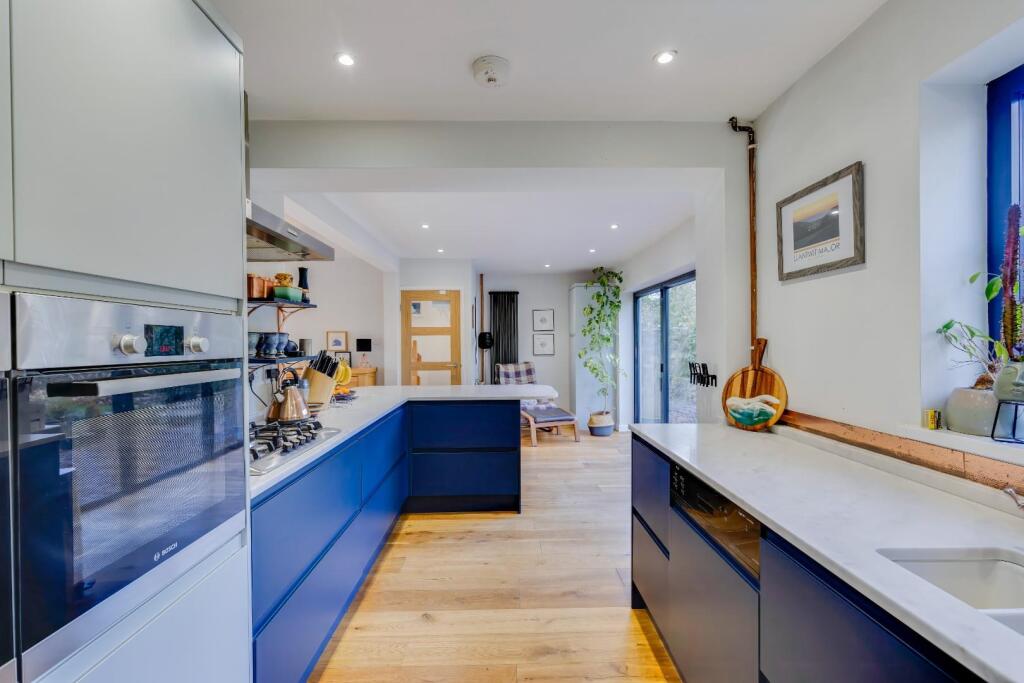 Additional property image - Mill Lay Lane, Llantwit Major, Vale of Glamorgan, CF61 1QE