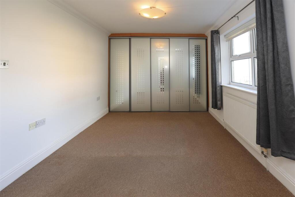 Additional property image - 10, Y Graig, Ogmore By Sea, Vale Of Glamorgan, CF32 0QN