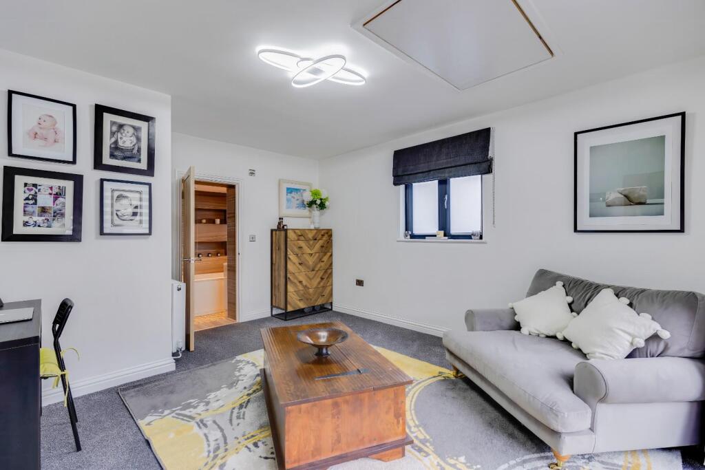 Additional property image - St Nicholas, Nr Cardiff, Vale Of Glamorgan CF5 6SH