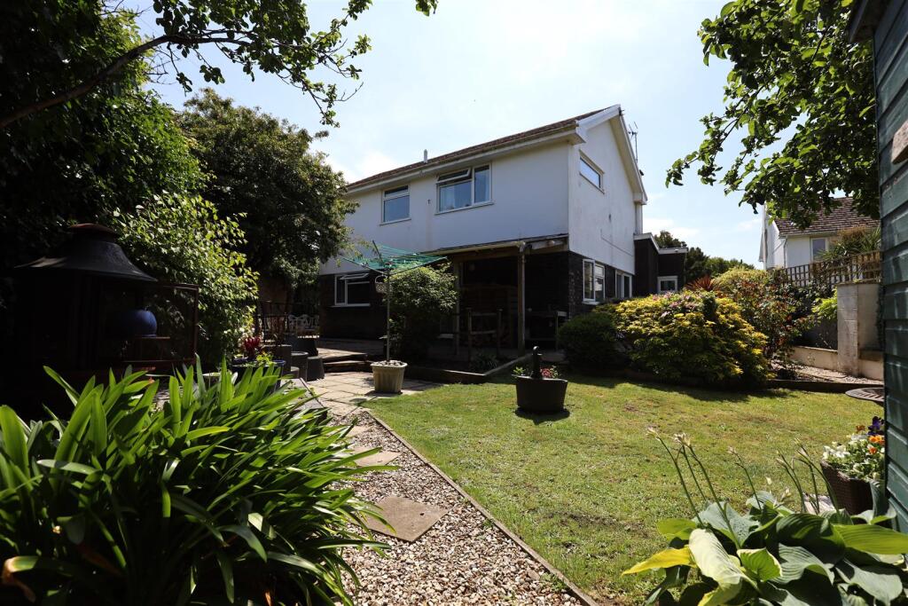 Main image of property: Orchard Lodge, Boverton, Llantwit Major, Vale of Glamorgan, CF61 1UH