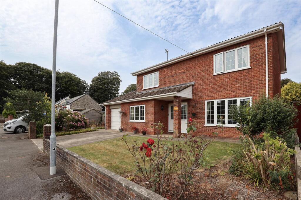 Main image of property: 7 Meadow Court, St. Brides Major, Vale of Glamorgan, CF32 0SW