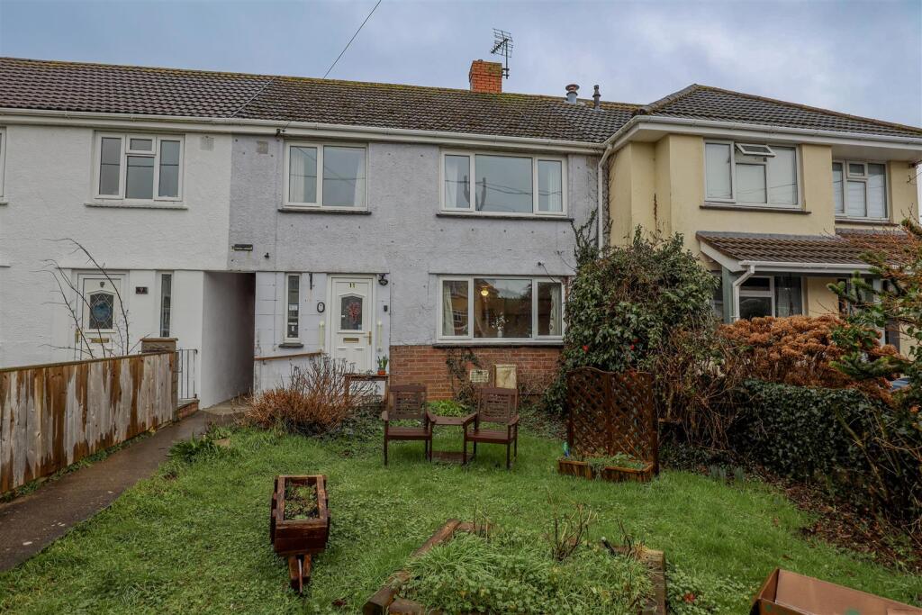 Main image of property: 11 St. Davids Avenue, Llantwit Major, Vale Of Glamorgan, CF61 1RR