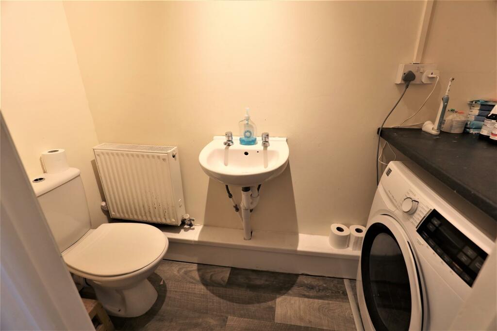 Additional property image - Borough Close, Cowbridge, Vale of Glamorgan, CF71 7BN
