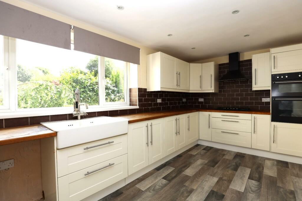 Additional property image - Borough Close, Cowbridge, Vale of Glamorgan, CF71 7BN