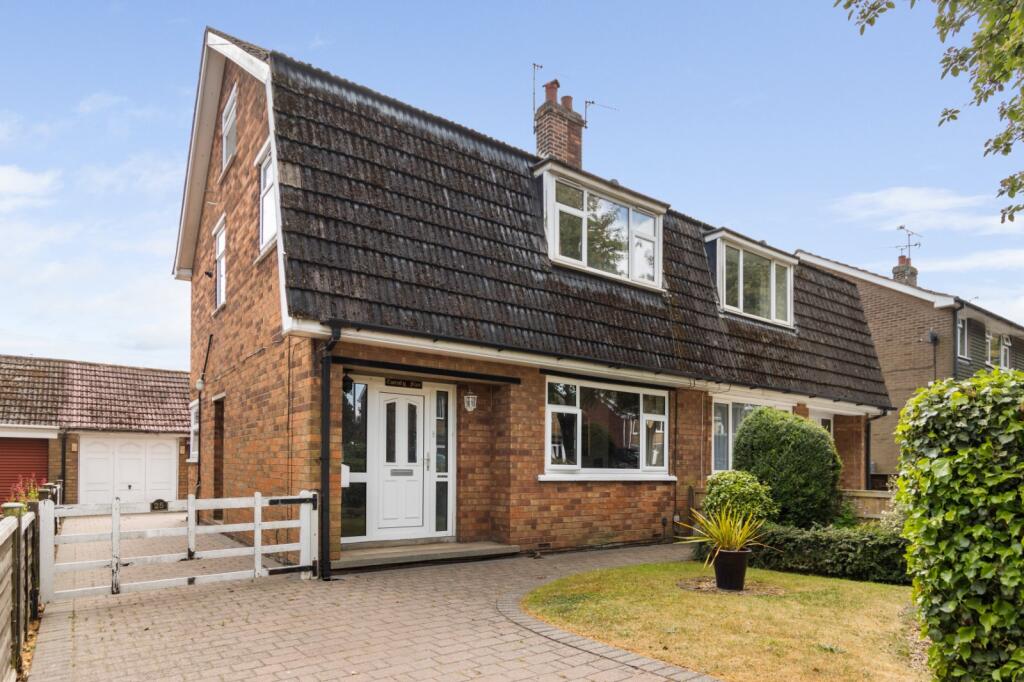 Main image of property: Audern Road, Bottesford, Scunthorpe, North Lincolnshire, DN16