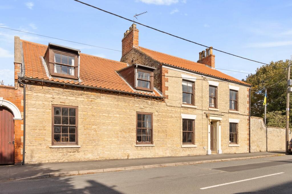 Main image of property: King Street, Winterton, DN15