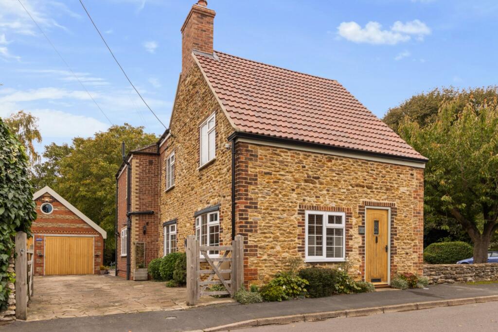 Main image of property: Burton Road, Flixborough, North Lincolnshire, DN15