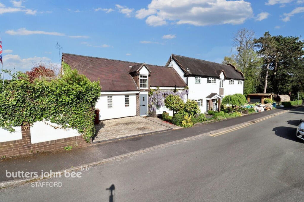 Main image of property: Deanshill Close, Stafford