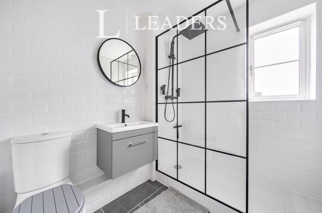 Main image of property: Crabapple Road, Tonbridge, Kent