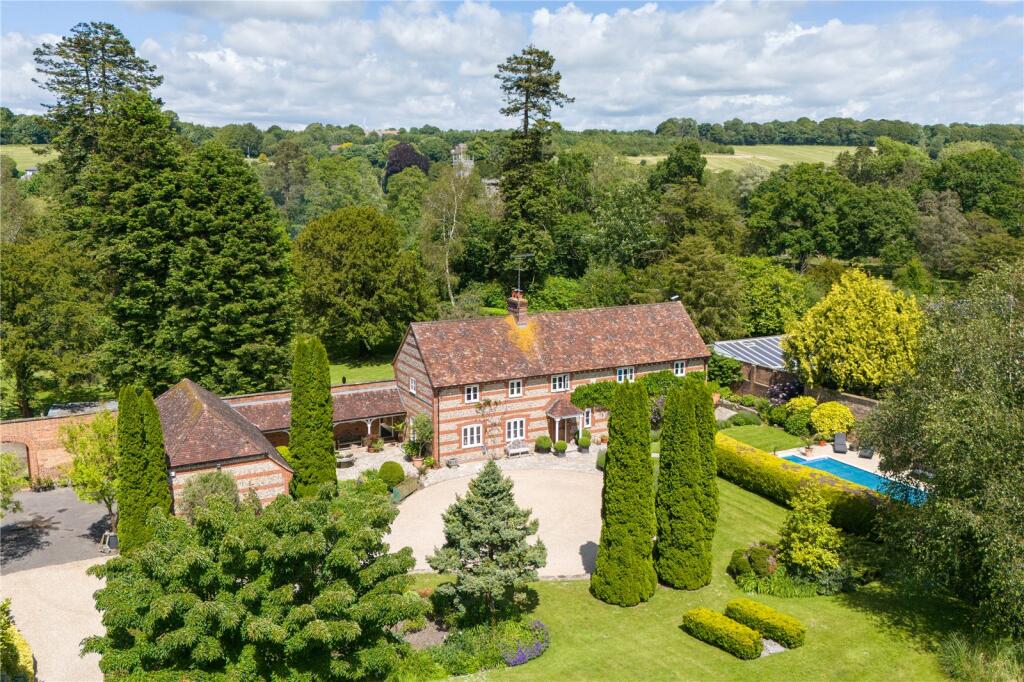 4 bedroom detached house for sale in Frampton, Dorchester, DT2