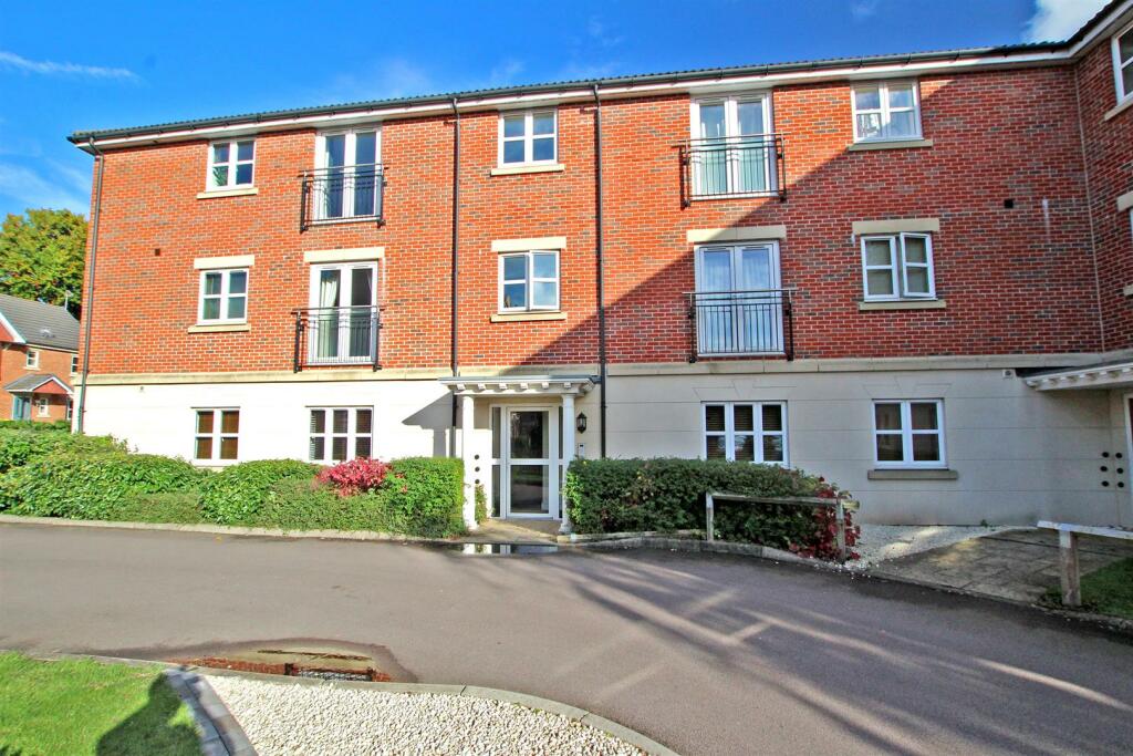 2 bedroom apartment for rent in Rowley Court, Rowley Drive, Sherwood, Nottingham, NG5