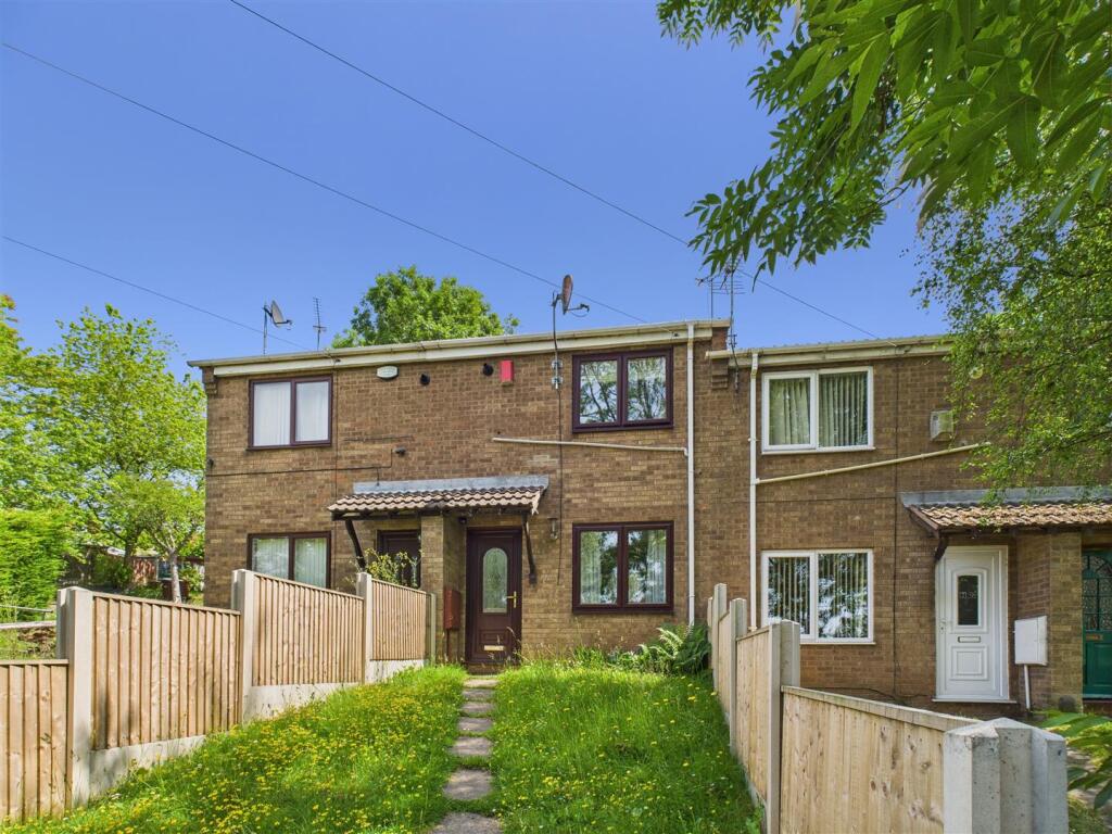 Main image of property: Landmere Gardens, Mapperley, Nottingham