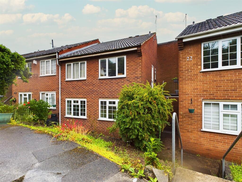 Main image of property: Elwes Lodge, Carlton, Nottingham