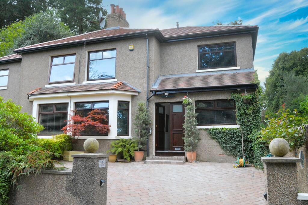 4 bedroom semidetached house for sale in Burnbrae Gardens, Falkirk