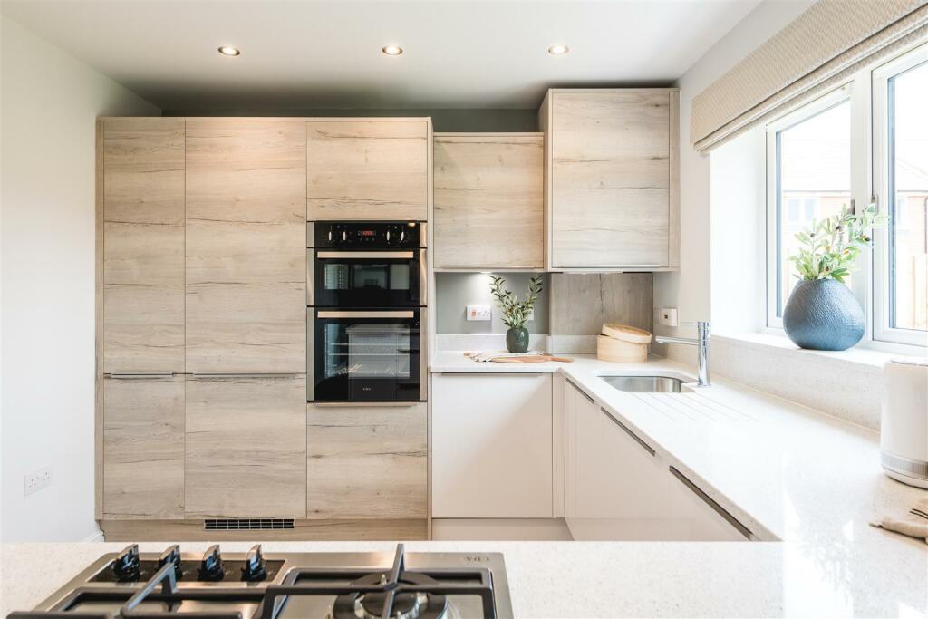 Additional property image - McArthur Gardens, Woodlands Road, Bedworth