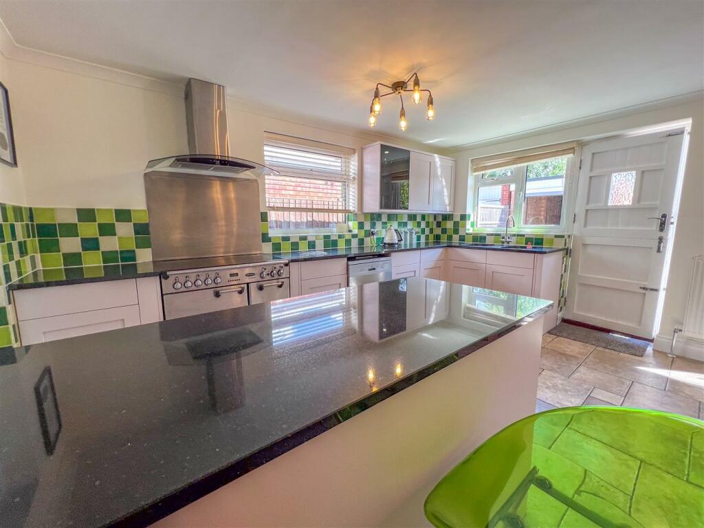 Additional property image - Higham Lane, Nuneaton