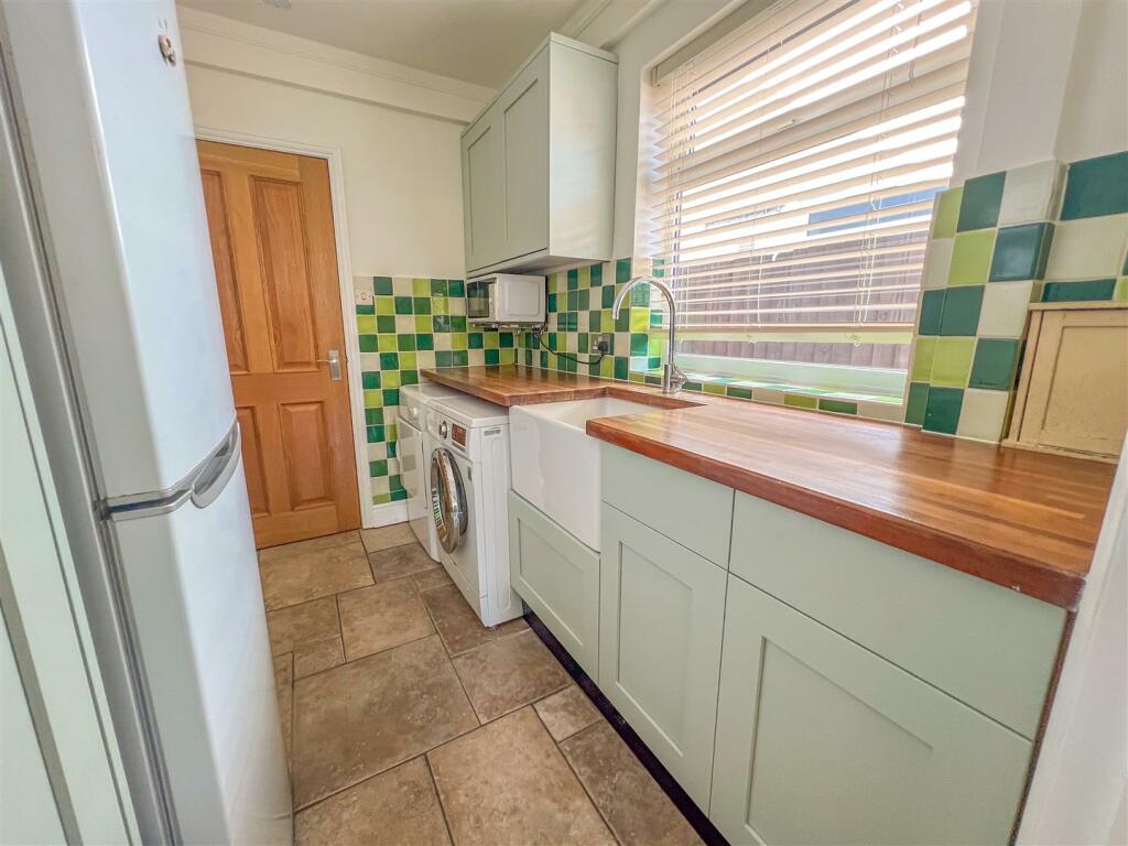 Additional property image - Higham Lane, Nuneaton