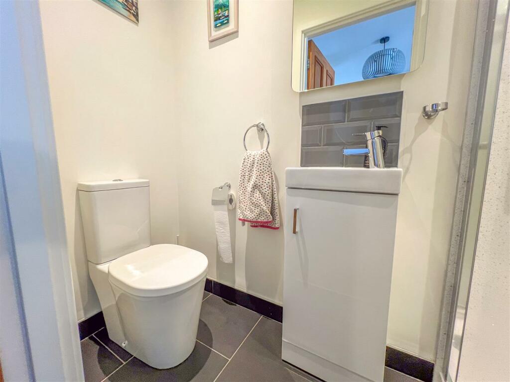 Additional property image - Higham Lane, Nuneaton