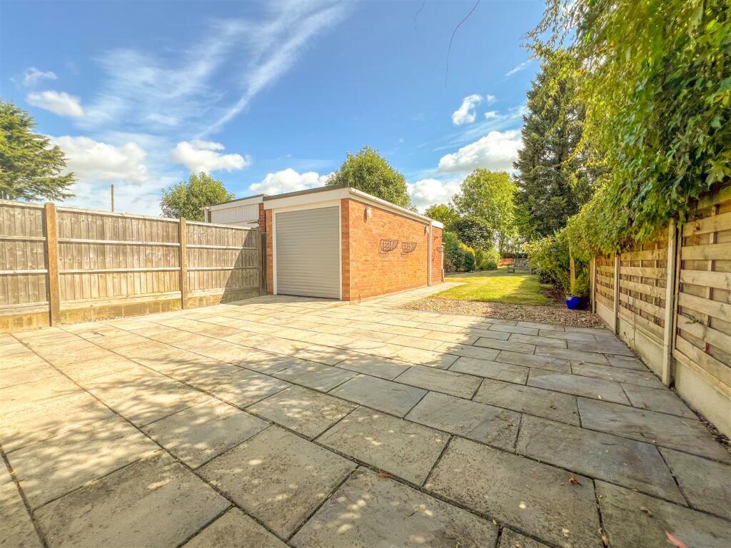 Additional property image - Higham Lane, Nuneaton