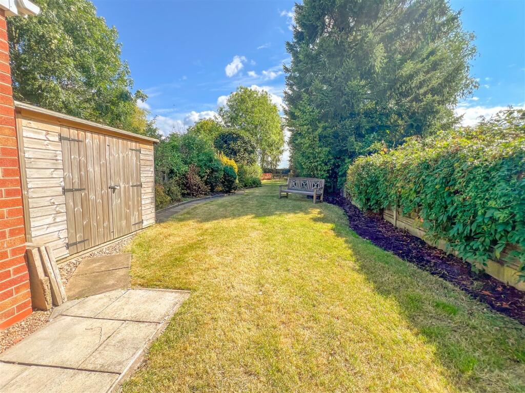 Additional property image - Higham Lane, Nuneaton