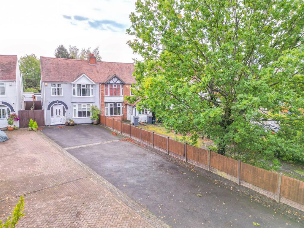 Additional property image - Higham Lane, Nuneaton