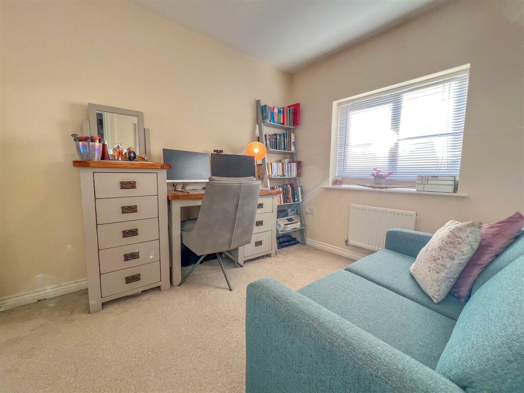 Additional property image - Cygnet Avenue, Nuneaton