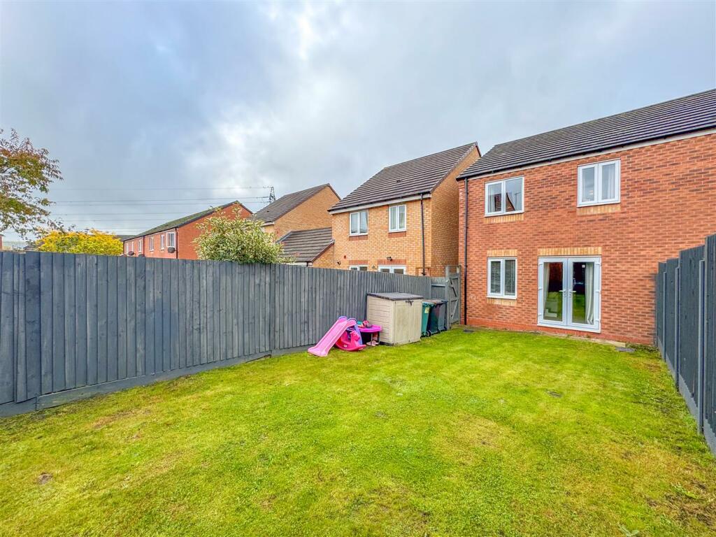 Additional property image - Cygnet Avenue, Nuneaton