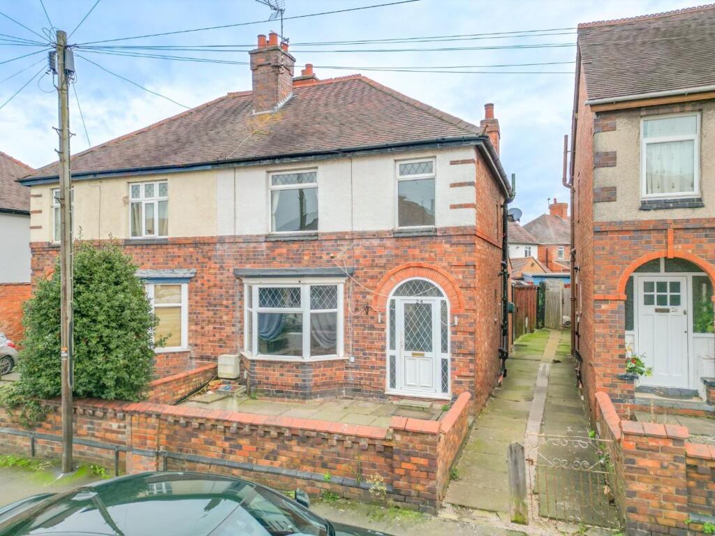 Main image of property: Richmond Road, Nuneaton, CV11