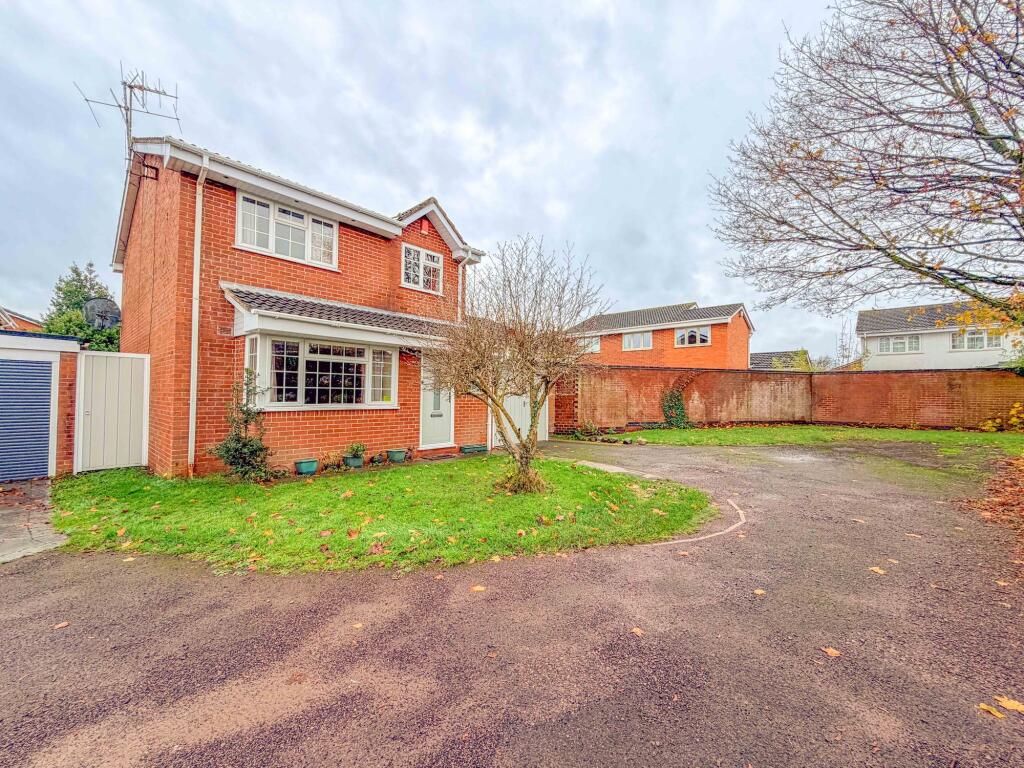 Main image of property: Turnberry Drive, Nuneaton, CV11
