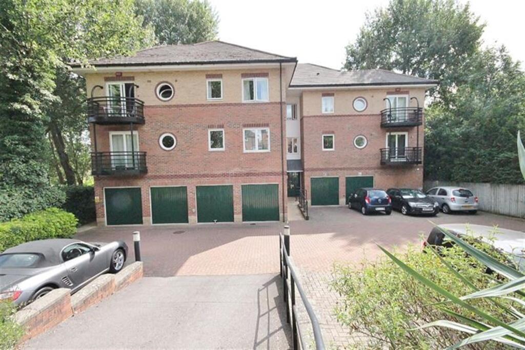 Main image of property: Willowbrook, Water Eaton Road, Oxford, OX2