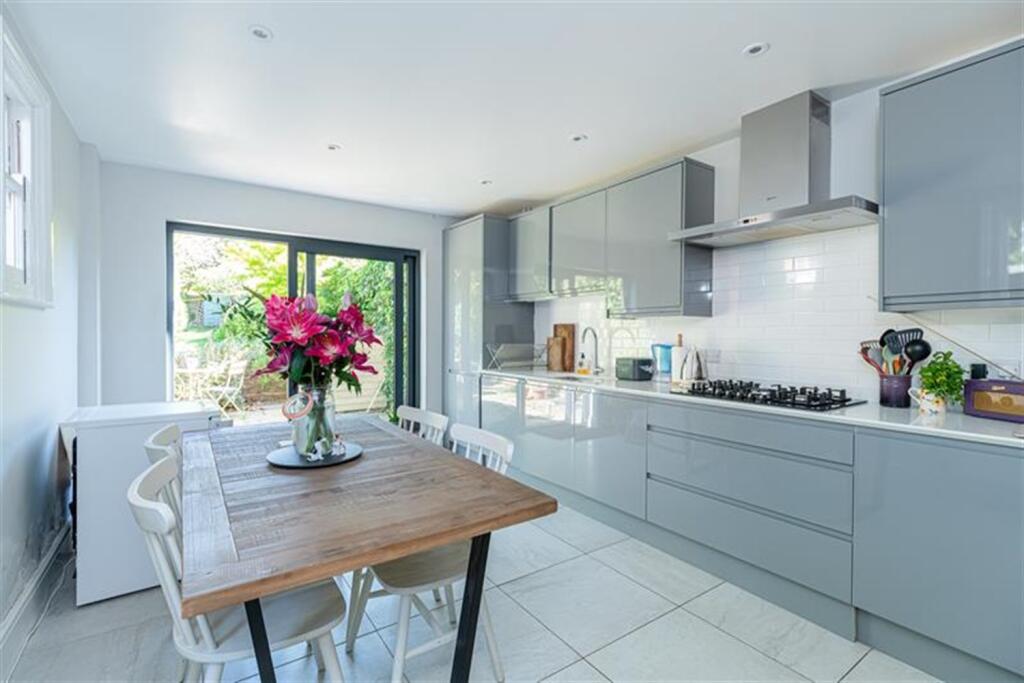 Main image of property: Warneford Road, Oxford, OX4