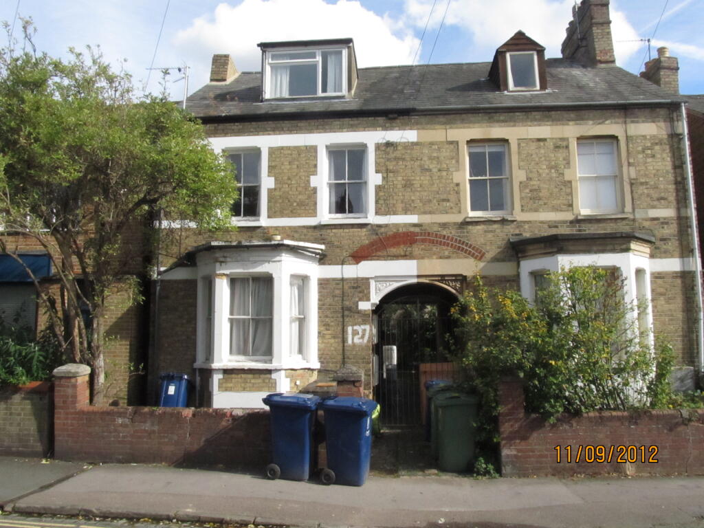 Main image of property: Bullingdon Road, Cowley, Oxford, OX4