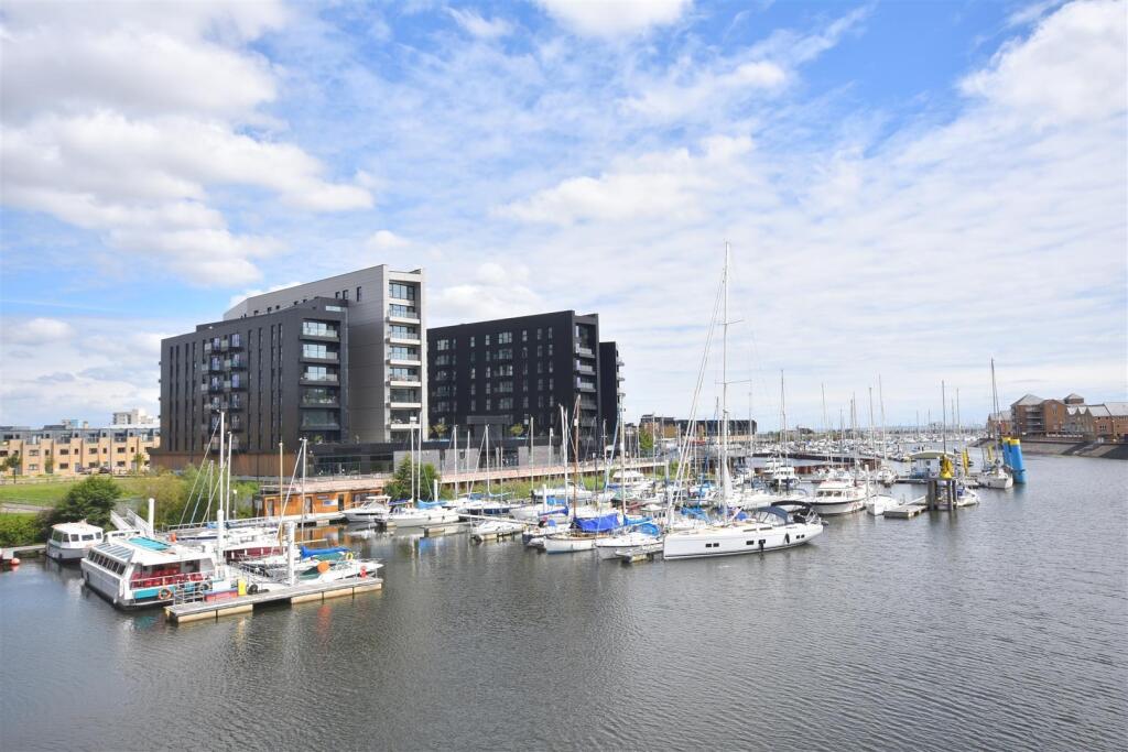 Main image of property: 96 Bayscape, Watkiss Way, CF11 0TB
