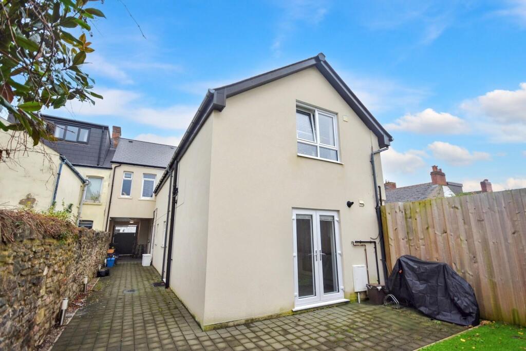 Main image of property: Flat 3, 29 Egerton Street, Cardiff, CF5 1RF