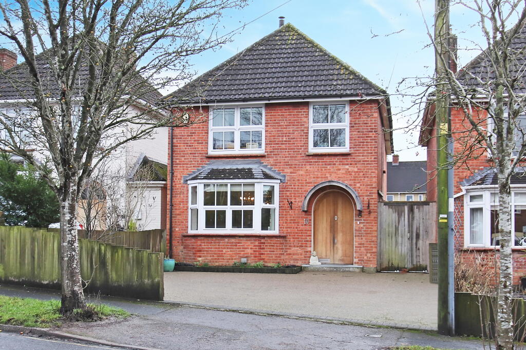 Main image of property: Farrs avenue, Andover, SP10