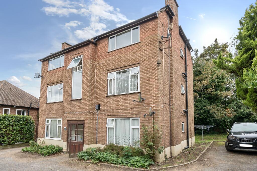 1 bedroom flat for sale in Sandford Court, Aldershot, GU11