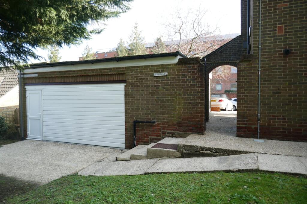 Additional property image - Homefield House, Homefield Close (off High Street), Epping, CM16 4BZ