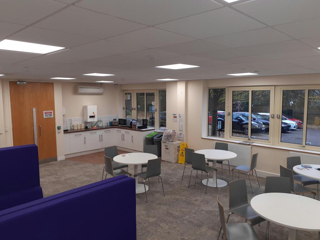 Kitchen Hub Pic 002.jpg