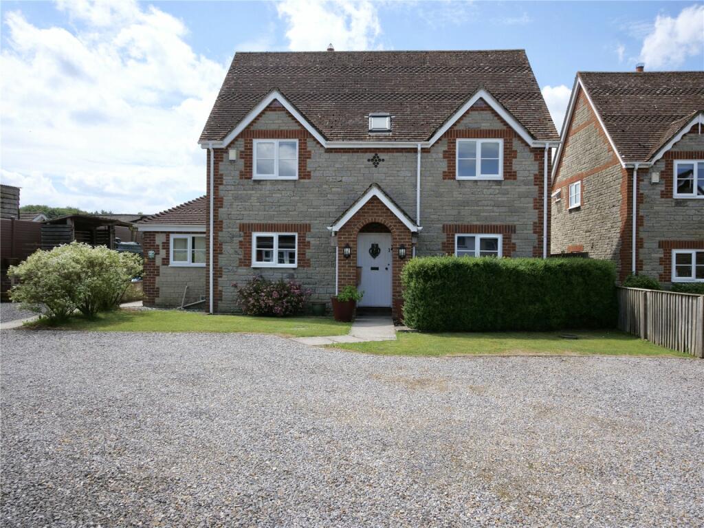 4 bedroom detached house for sale in Detached Village House Witham
