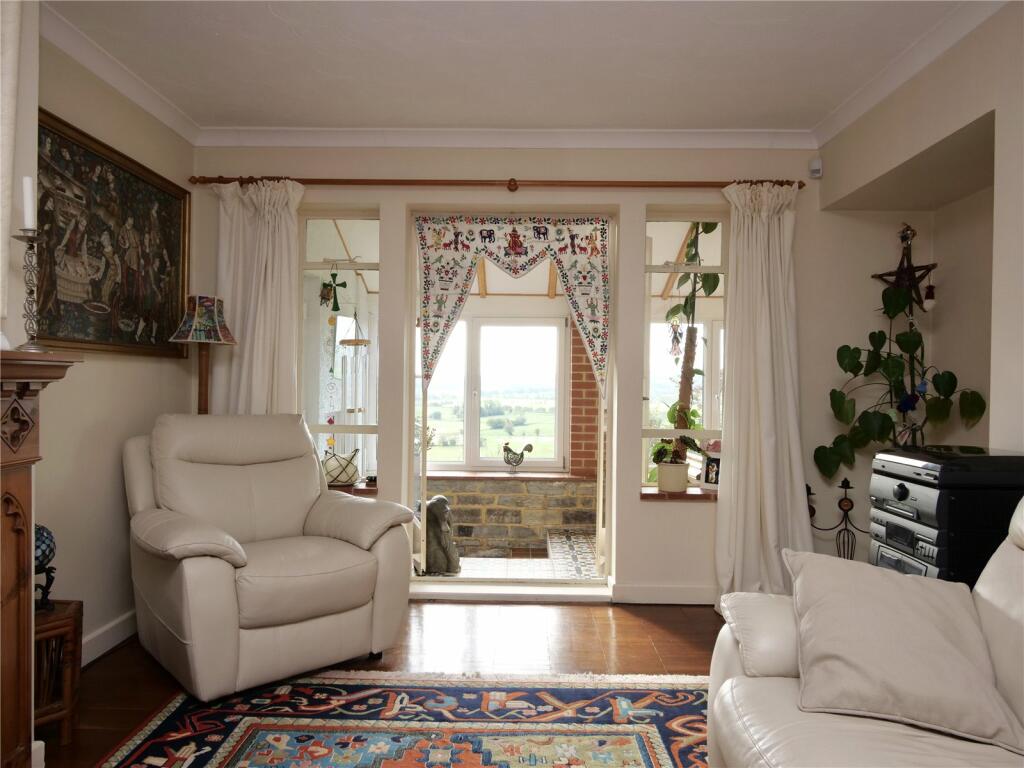 Additional property image - Hill Head, Glastonbury