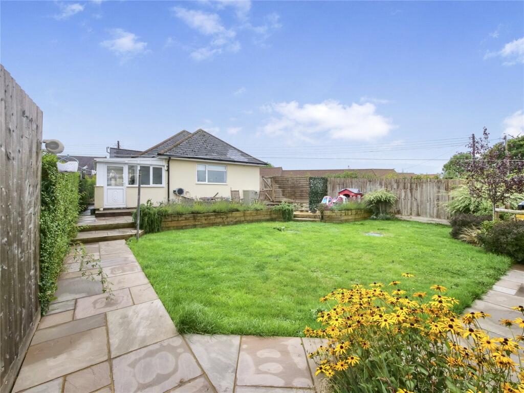 Additional image 14 of Three-bedroom Detached Bungalow, Holcombe