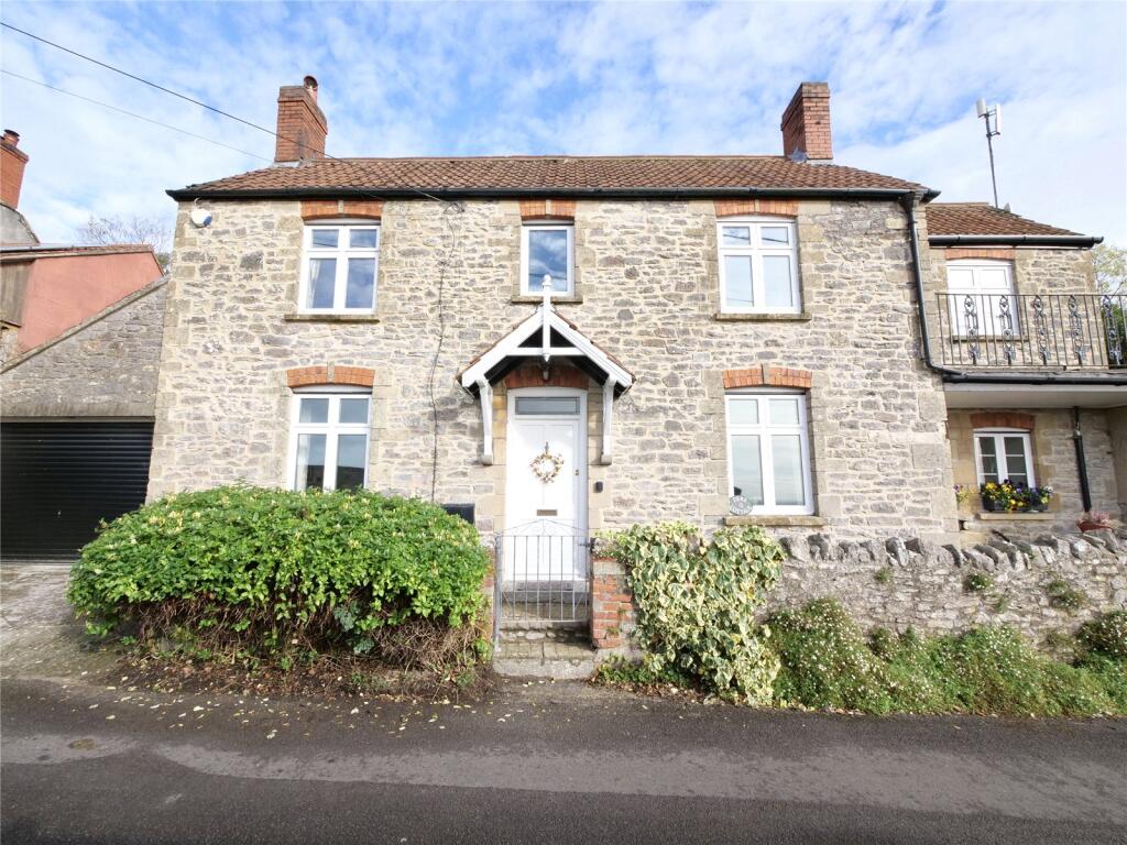 Main image of property: Double fronted Two Bedroom Cottage with Garage, Roof Terrace & Incredible Views