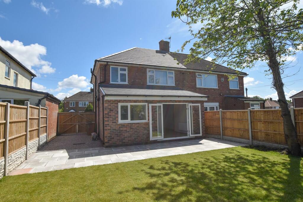 3 bedroom semidetached house for sale in Windermere Road, Prenton, CH43
