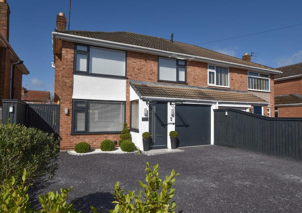 4 bedroom semidetached house for sale in Ambleside Close, Bromborough, CH62