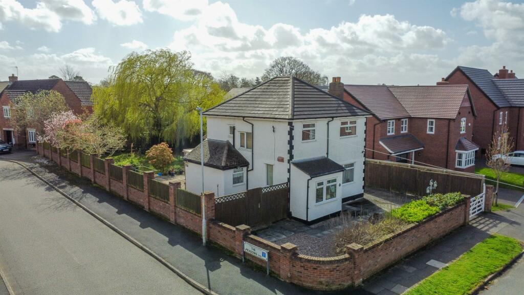 4 bedroom detached house for sale in Meadowside Road, Wirral, CH62