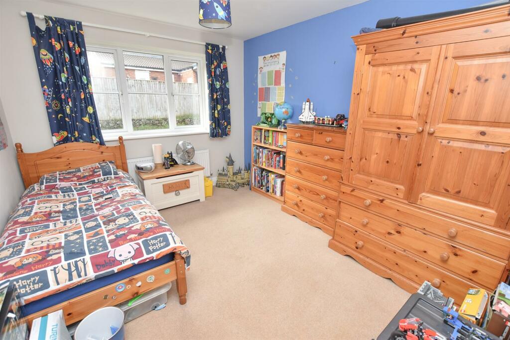 Additional property image - Ormesby Grove, Raby Mere